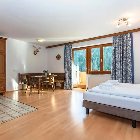 Sportchalet フィーホーフェン