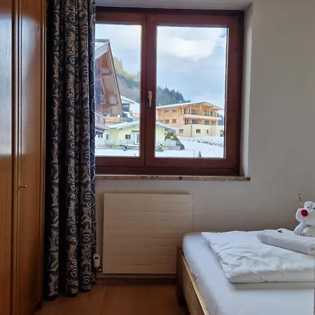 アパート Sportchalet フィーホーフェン