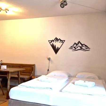 Sportchalet アパート *