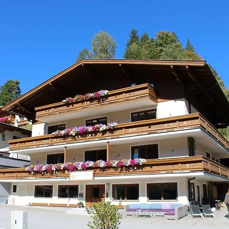 Sportchalet アパート フィーホーフェン